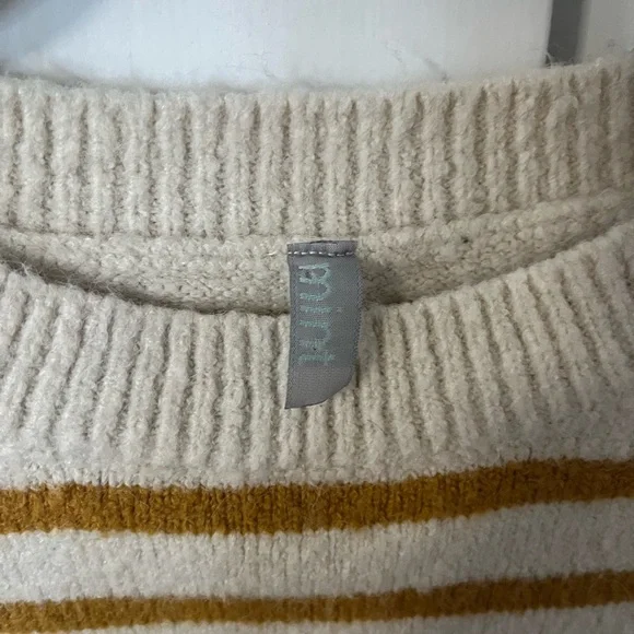 Mint Cream and Tan Striped Sweater size M - Picture 5 of 5